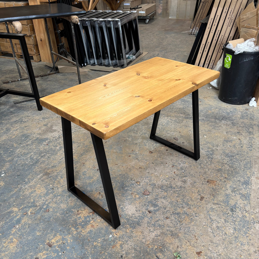 Ex Demo - Rustic Wooden Desk Thin Trapeze legs - 100cm x 58cm - Rugger Brown